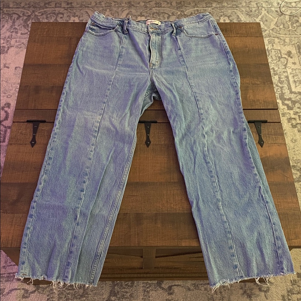 A&F Light Blue Denim Jeans 34/Short